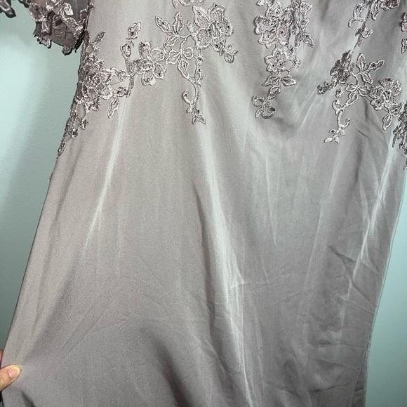 La Femme Light Mauve Floral Appliqué Jersey Column gown dress full length 16 NEW - Picture 8 of 15